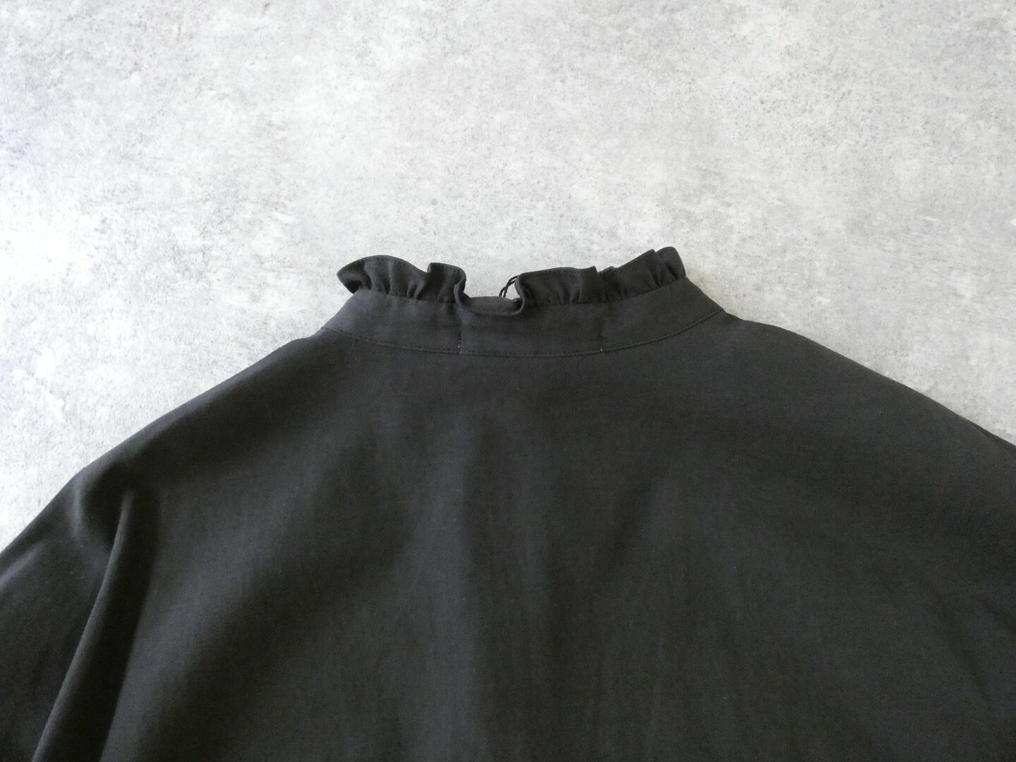 utilite リヨセルコットンバイオツイル　フリルシャツワンピースの商品画像29