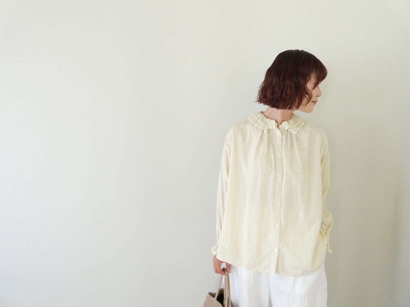 yuni(ユニ イズ ライク ア フラワー トゥー ミー) リサイクルコットン/キュプララッフルレースカラーロングブラウスの商品画像6