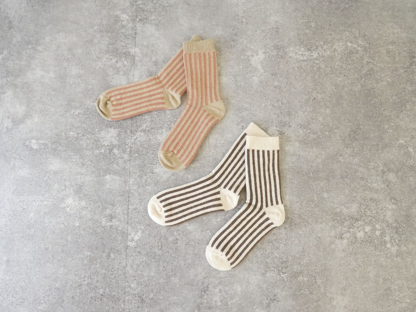 yahae(ヤハエ) Organic Cotton Mohair Stripe Socksの商品画像1