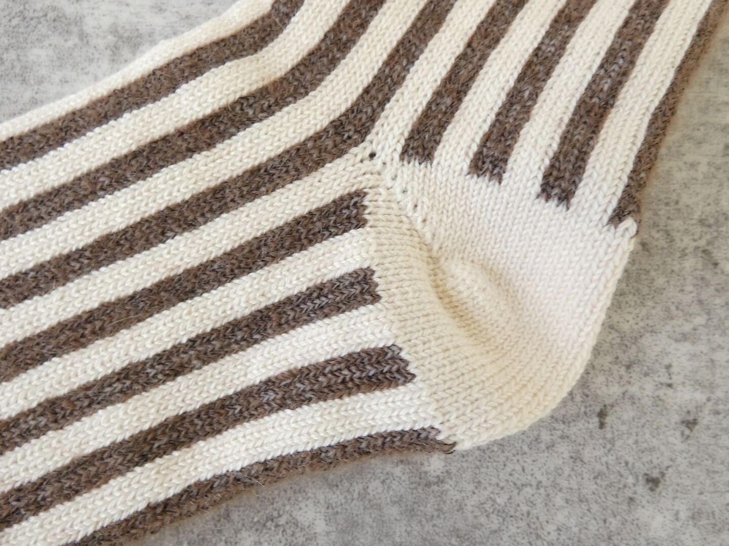 yahae(ヤハエ) Organic Cotton Mohair Stripe Socksの商品画像19