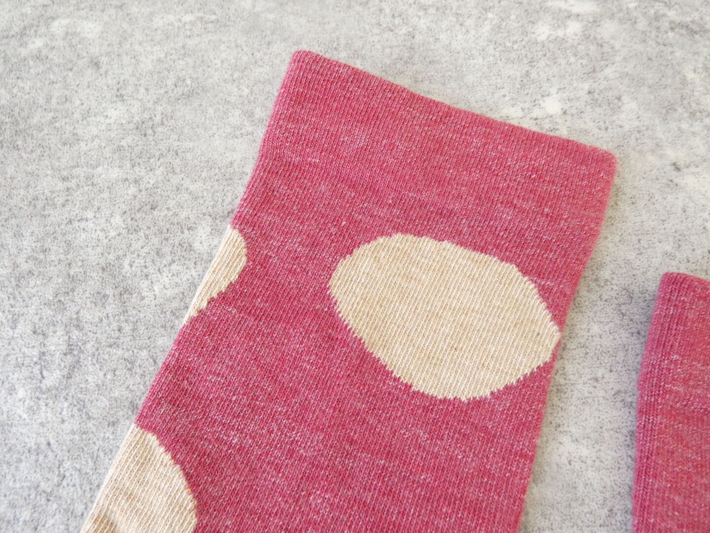 yahae(ヤハエ) Organic Cotton Rubber Free Natural Dot Socksの商品画像17