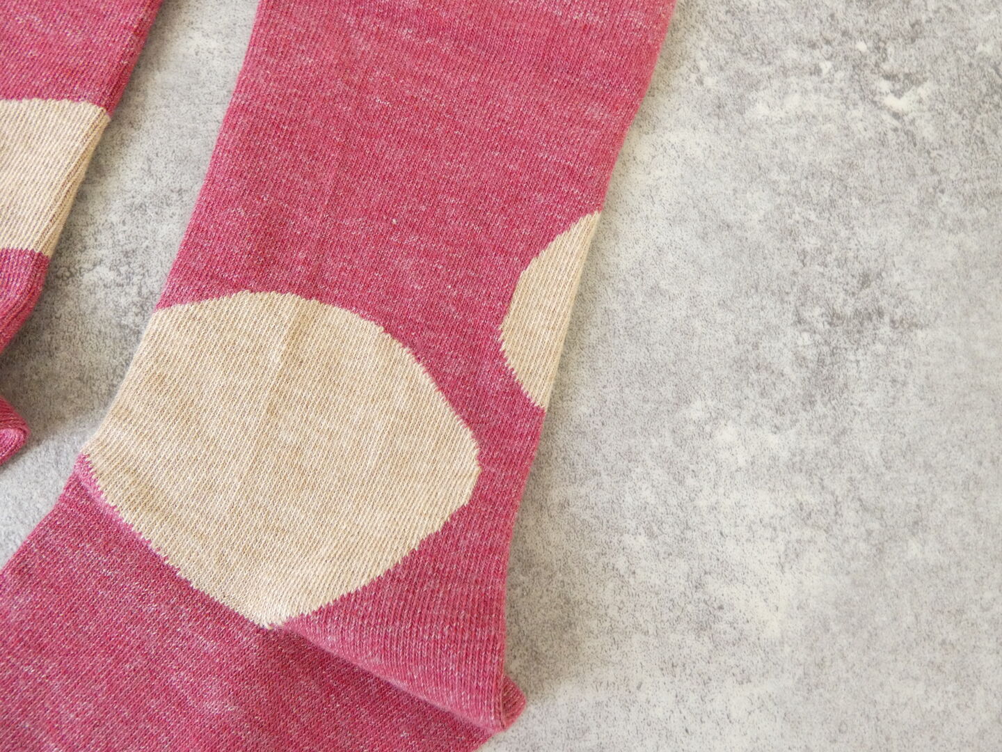 yahae(ヤハエ) Organic Cotton Rubber Free Natural Dot Socksの商品画像18