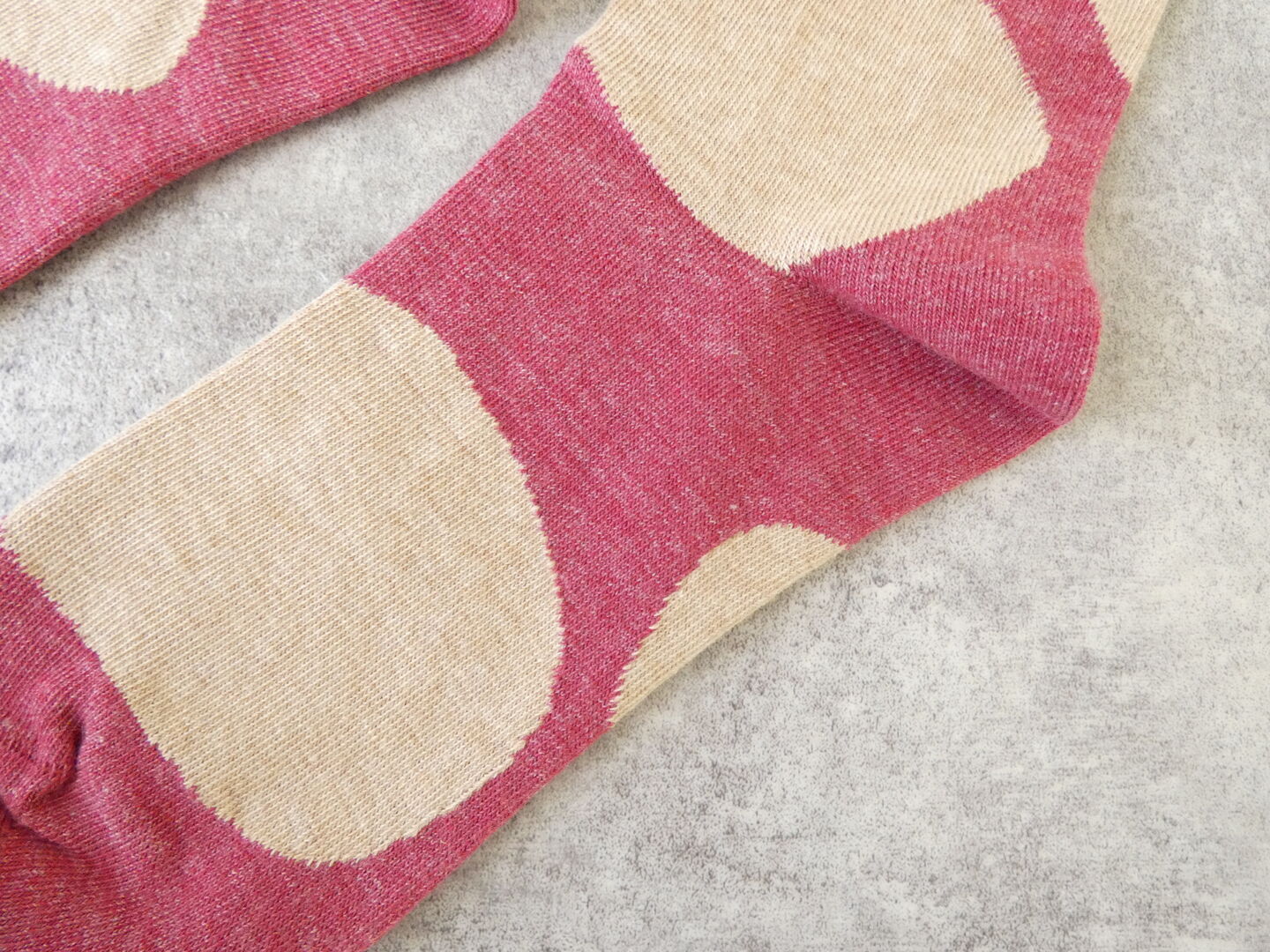 yahae(ヤハエ) Organic Cotton Rubber Free Natural Dot Socksの商品画像19