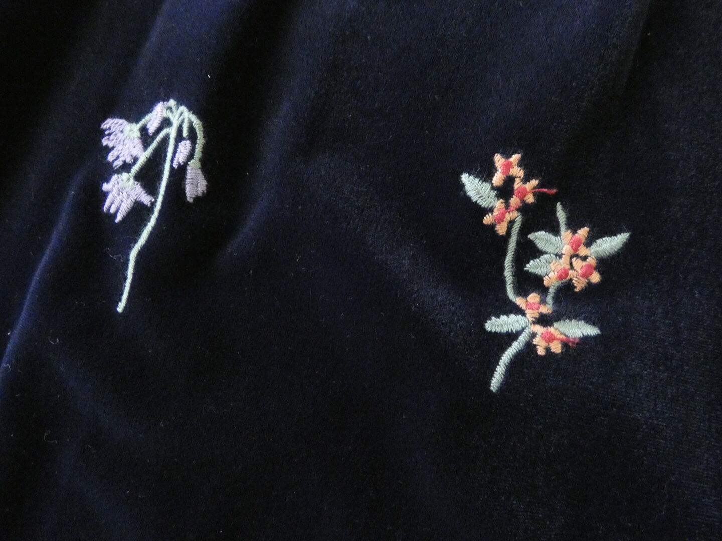 l’atelier du savon(アトリエドゥサボン) 秋の草花ベロア刺繍スカートの商品画像25