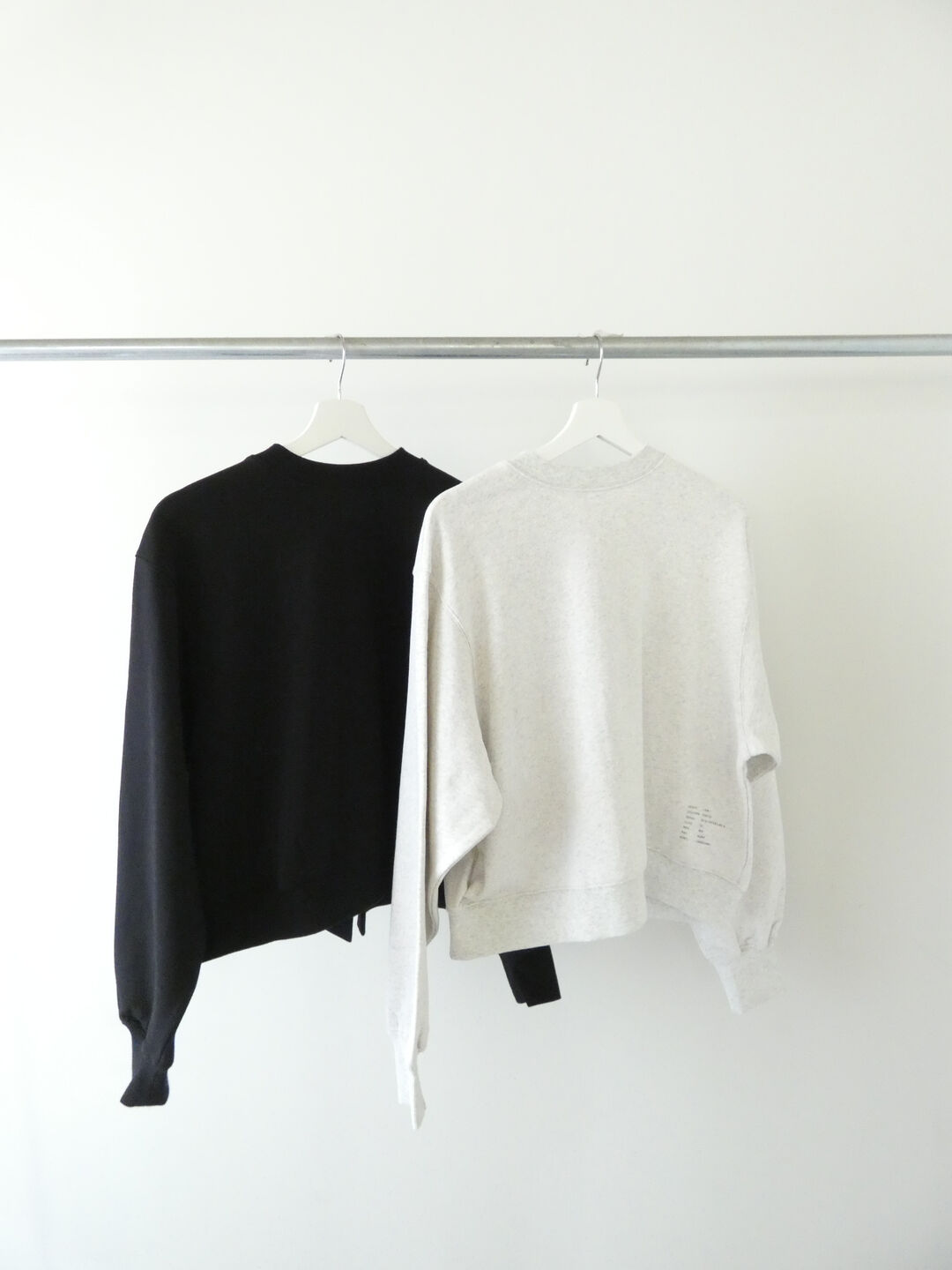 I am I in fact...(アイアムアイ インファクト) SUSIE SWEAT　数字スウェットの商品画像10