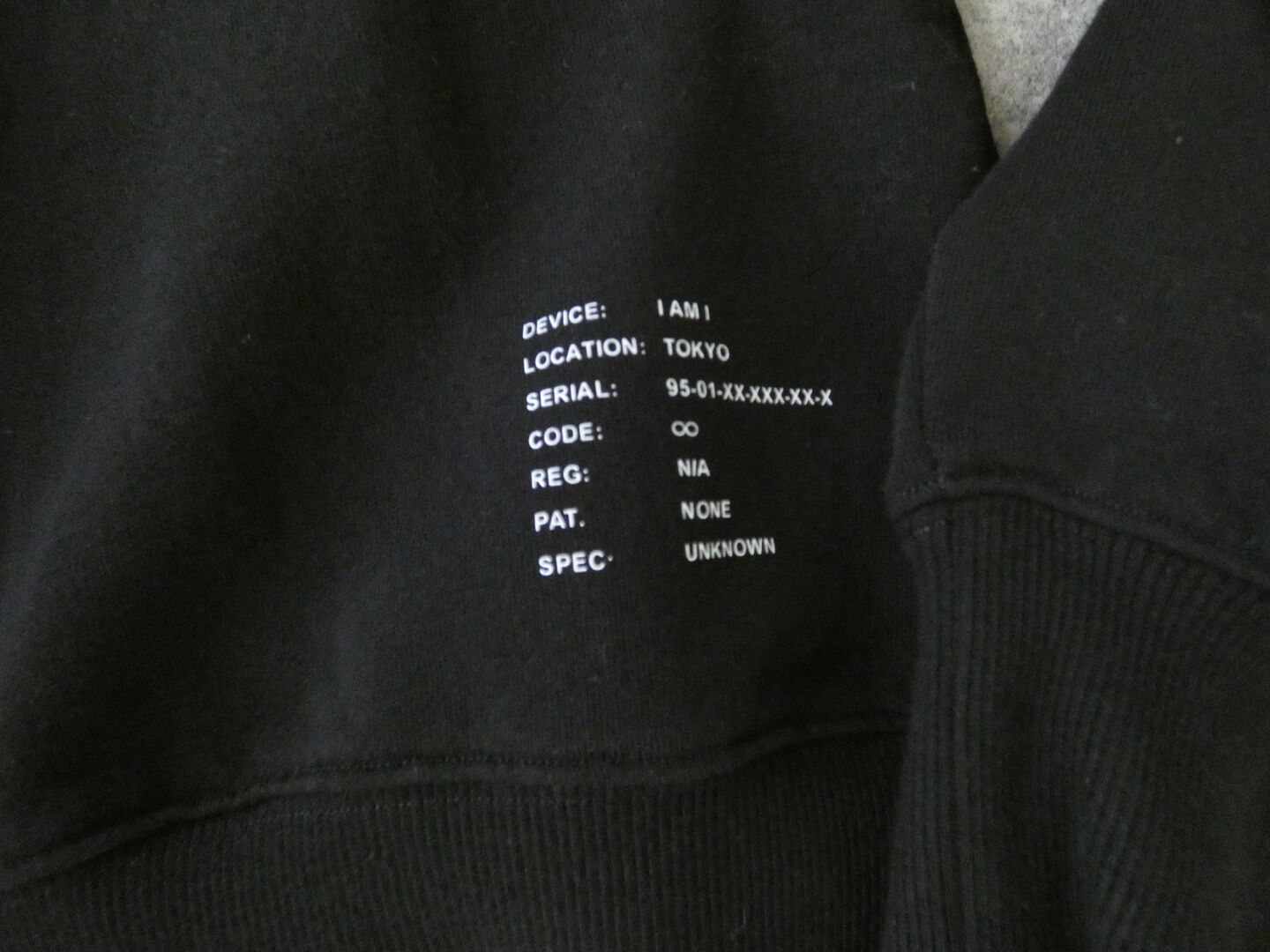I am I in fact...(アイアムアイ インファクト) SUSIE SWEAT　数字スウェットの商品画像24