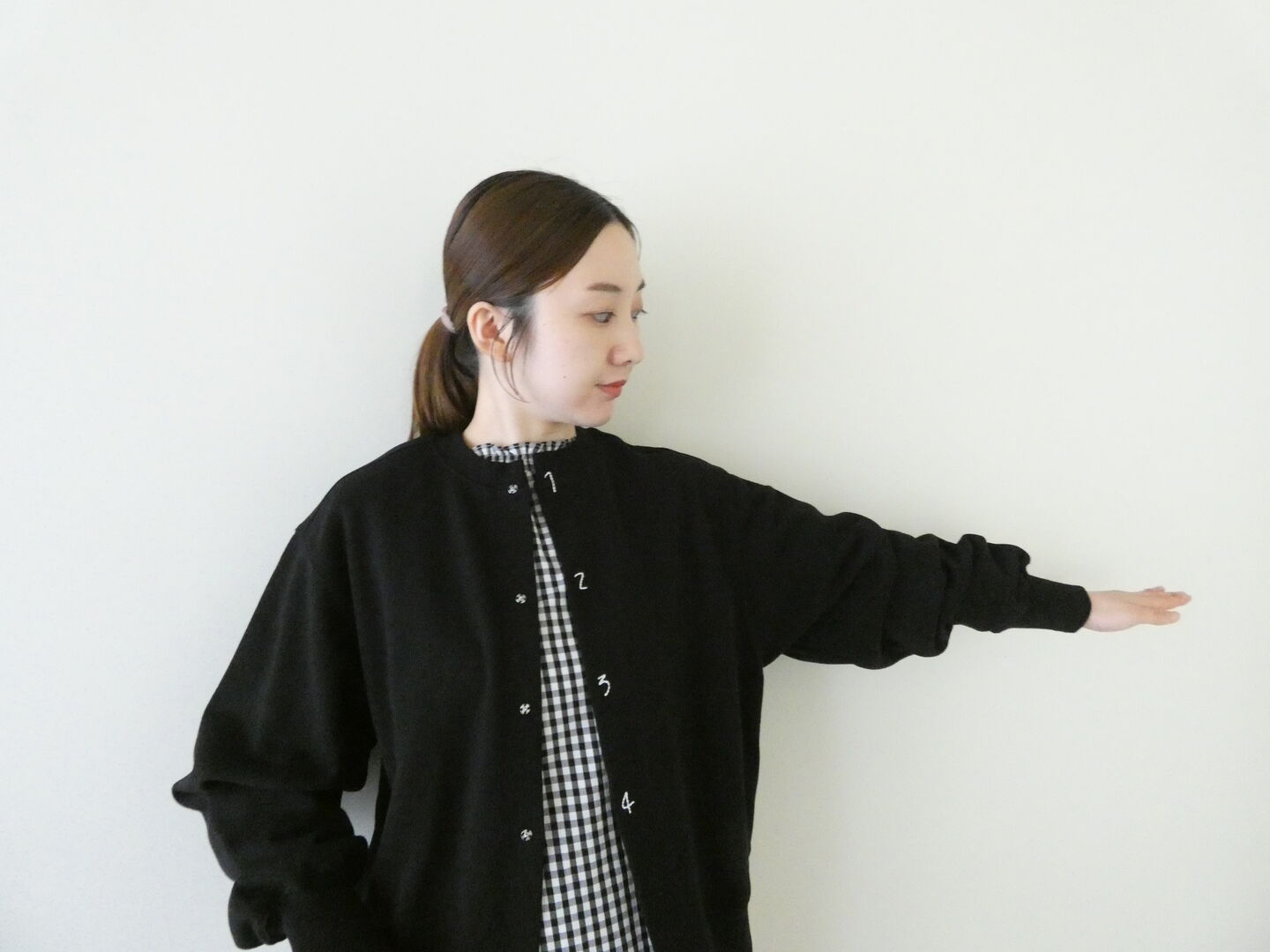 I am I in fact...(アイアムアイ インファクト) SUSIE SWEAT　数字スウェットの商品画像6