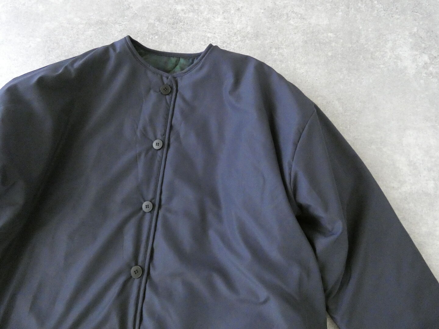 mao made(マオメイド) インクジェットプリント柄柄キルトリバーシブル　軽くてあったかリバーシブルジャケットの商品画像29