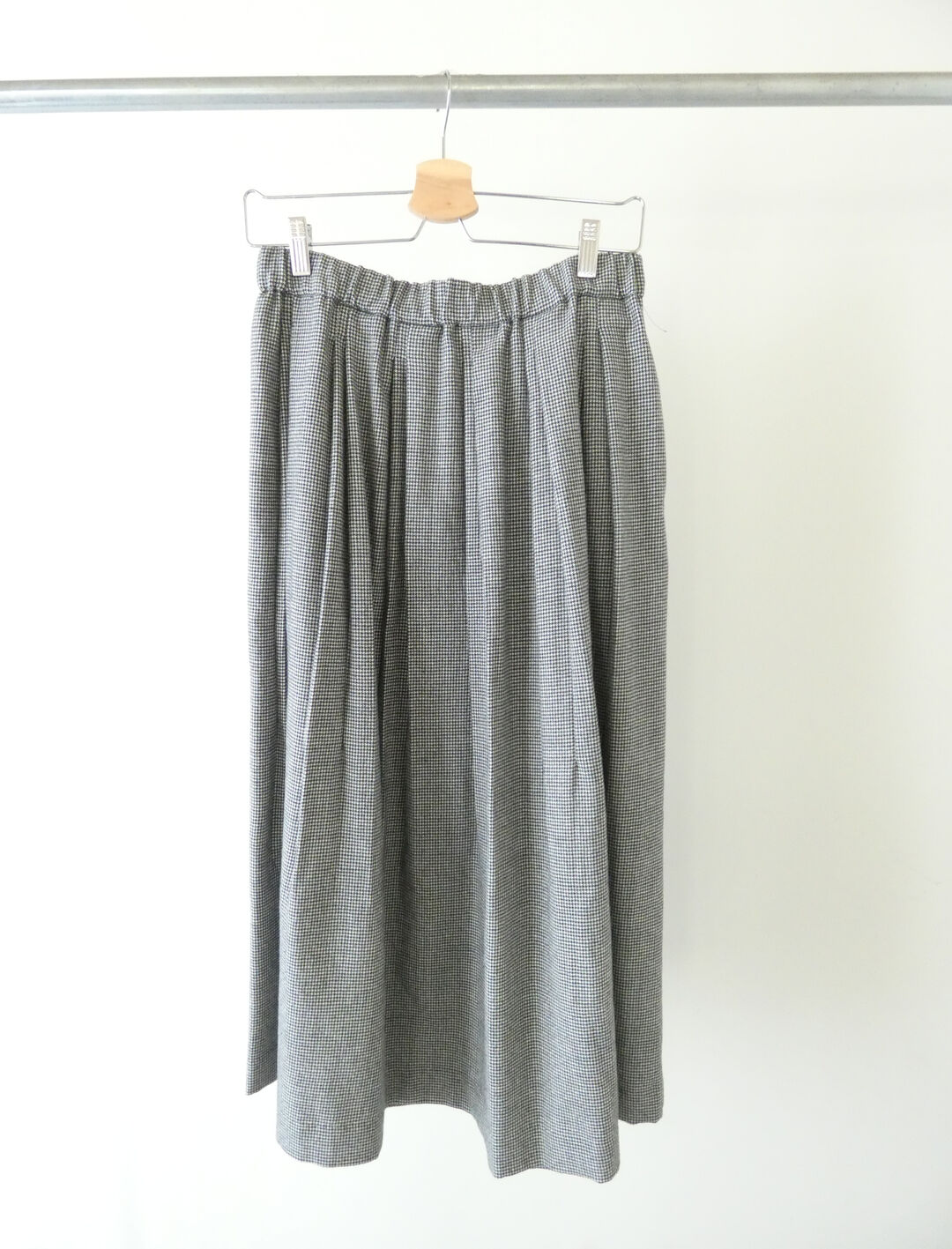 Hands of creation(ハンズオブクリエイション) classical wool strechイージーWタックスカートの商品画像11
