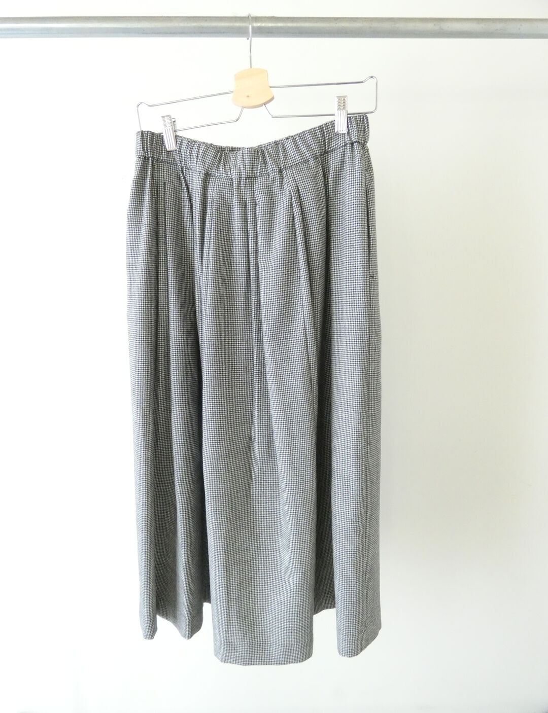 Hands of creation(ハンズオブクリエイション) classical wool strechイージーWタックスカートの商品画像12