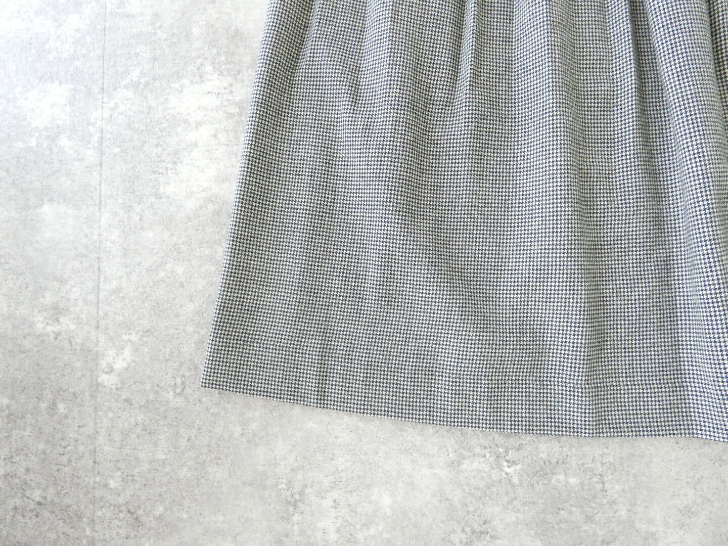 Hands of creation(ハンズオブクリエイション) classical wool strechイージーWタックスカートの商品画像23