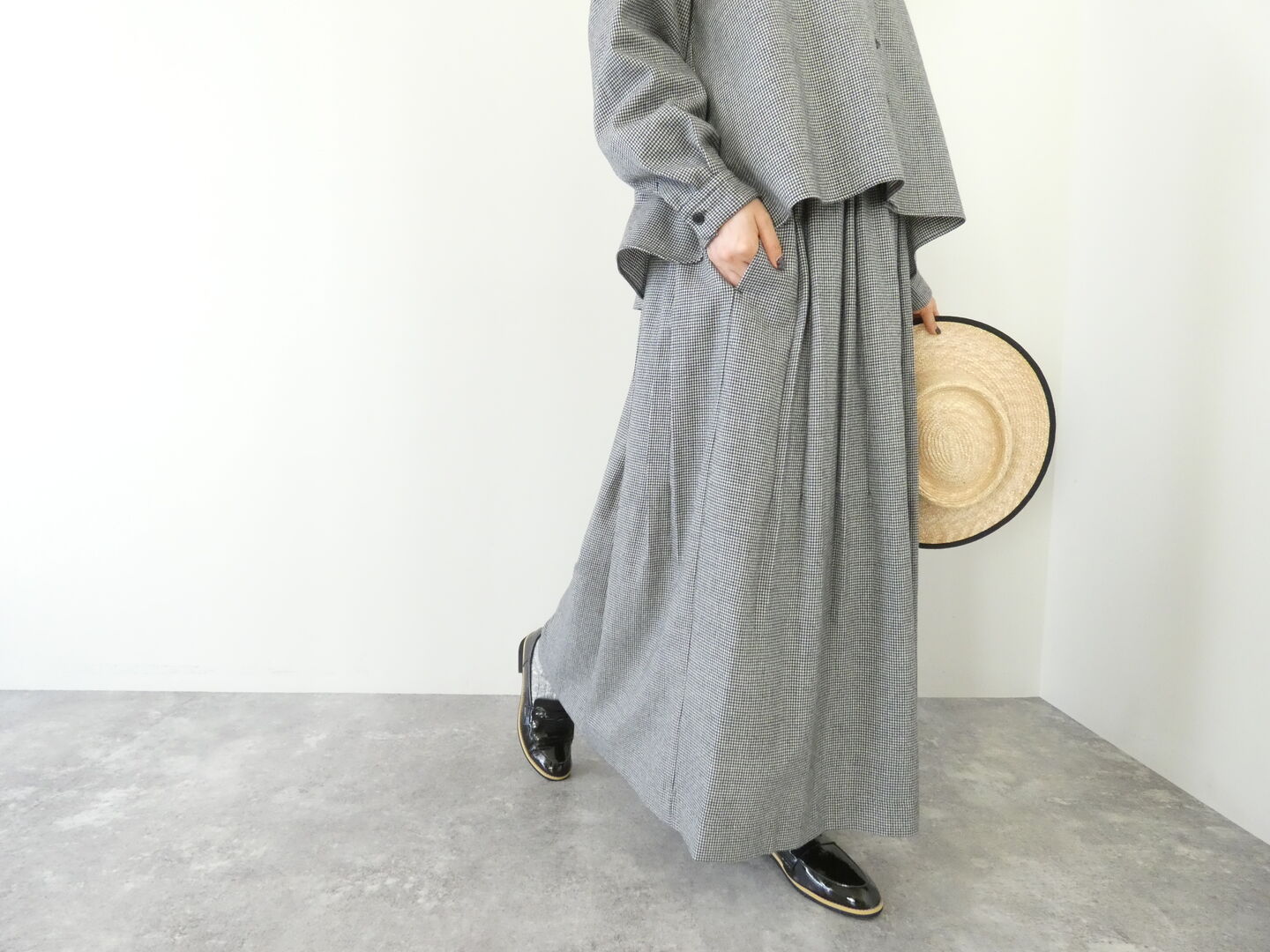 Hands of creation(ハンズオブクリエイション) classical wool strechイージーWタックスカートの商品画像8