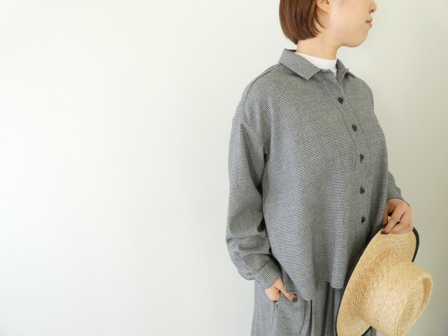 Hands of creation(ハンズオブクリエイション) classical wool strech　チビ衿オーバーブラウスの商品画像1