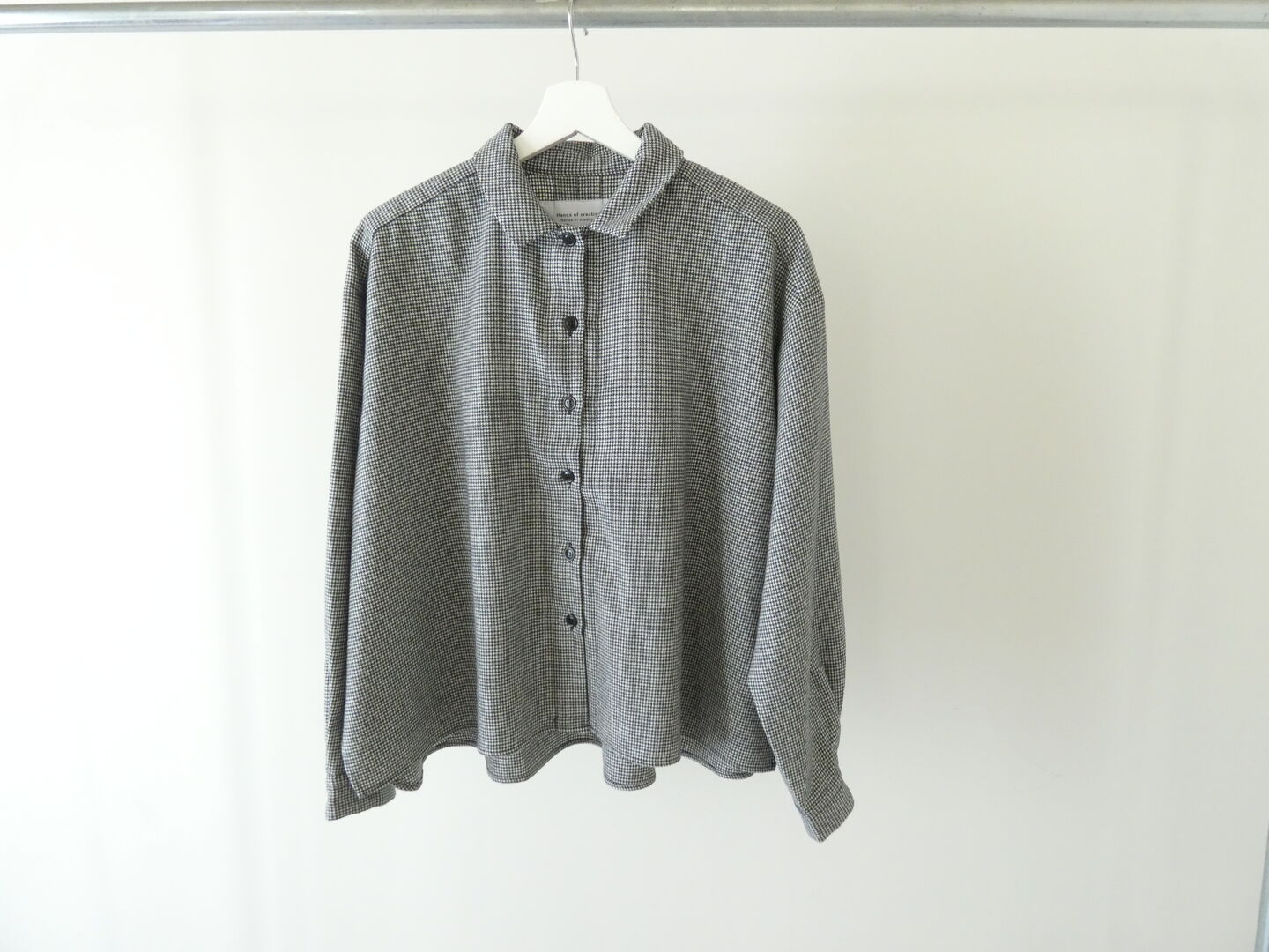 Hands of creation(ハンズオブクリエイション) classical wool strech　チビ衿オーバーブラウスの商品画像10