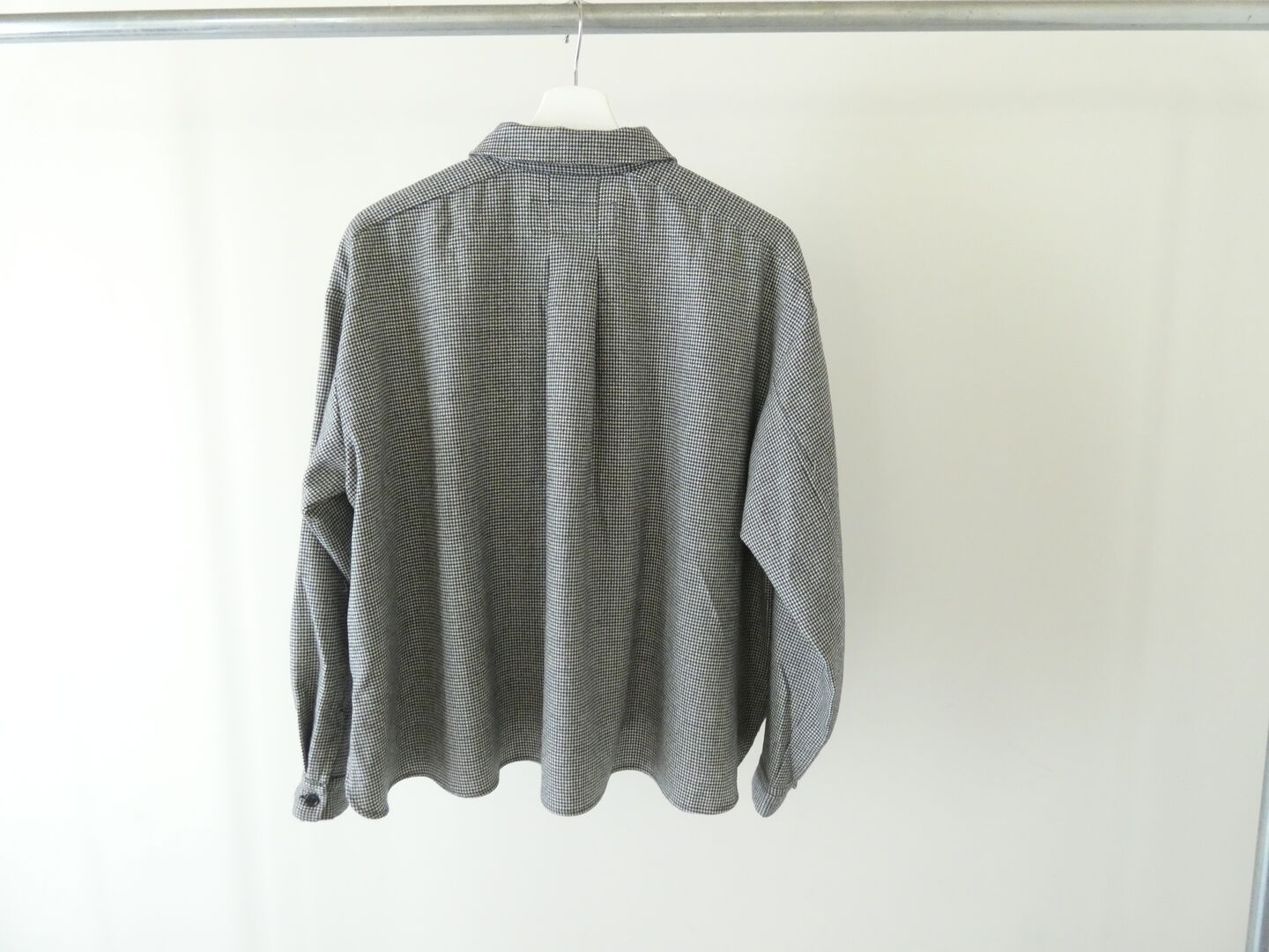 Hands of creation(ハンズオブクリエイション) classical wool strech　チビ衿オーバーブラウスの商品画像11