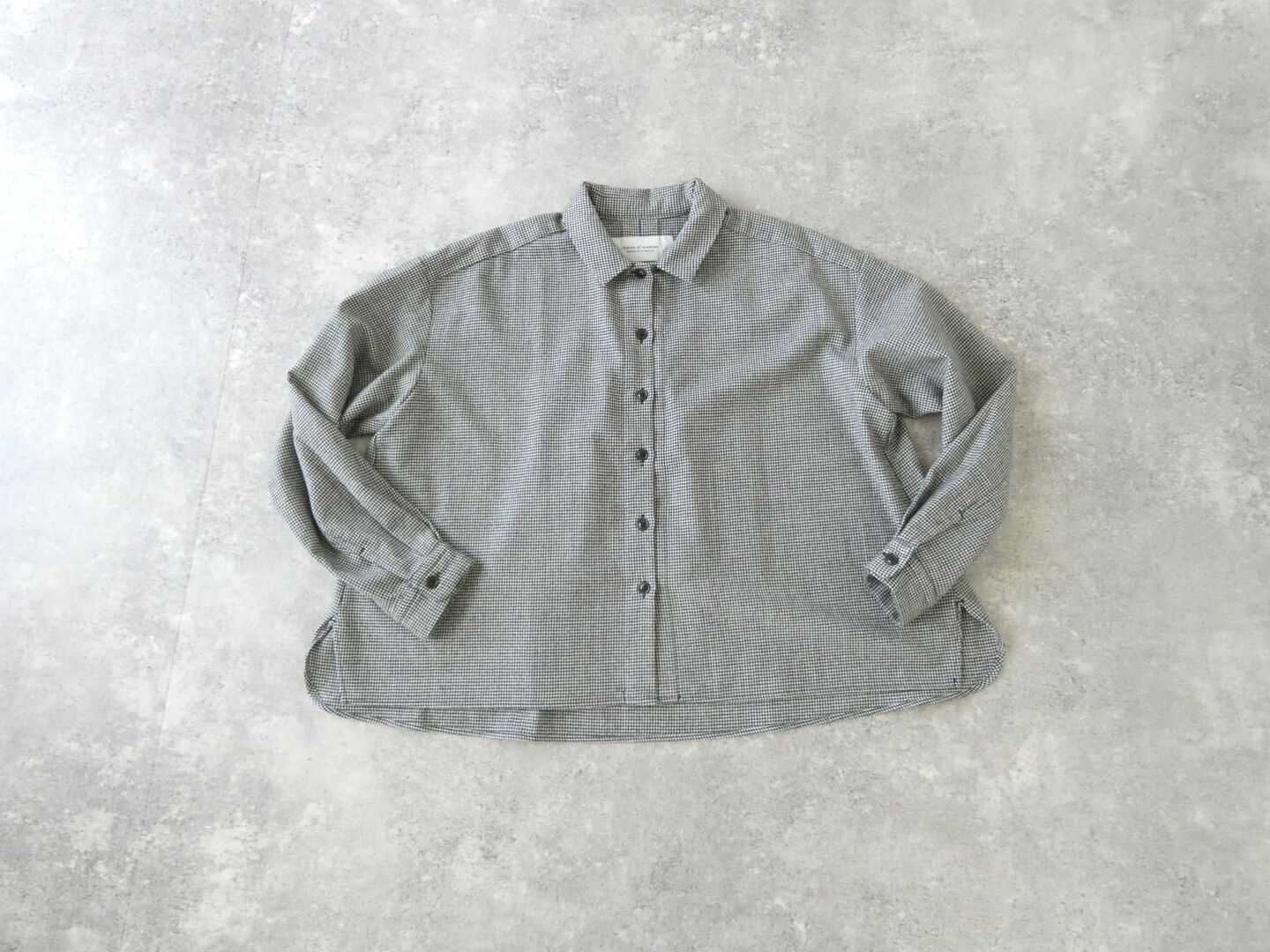 Hands of creation(ハンズオブクリエイション) classical wool strech　チビ衿オーバーブラウスの商品画像3