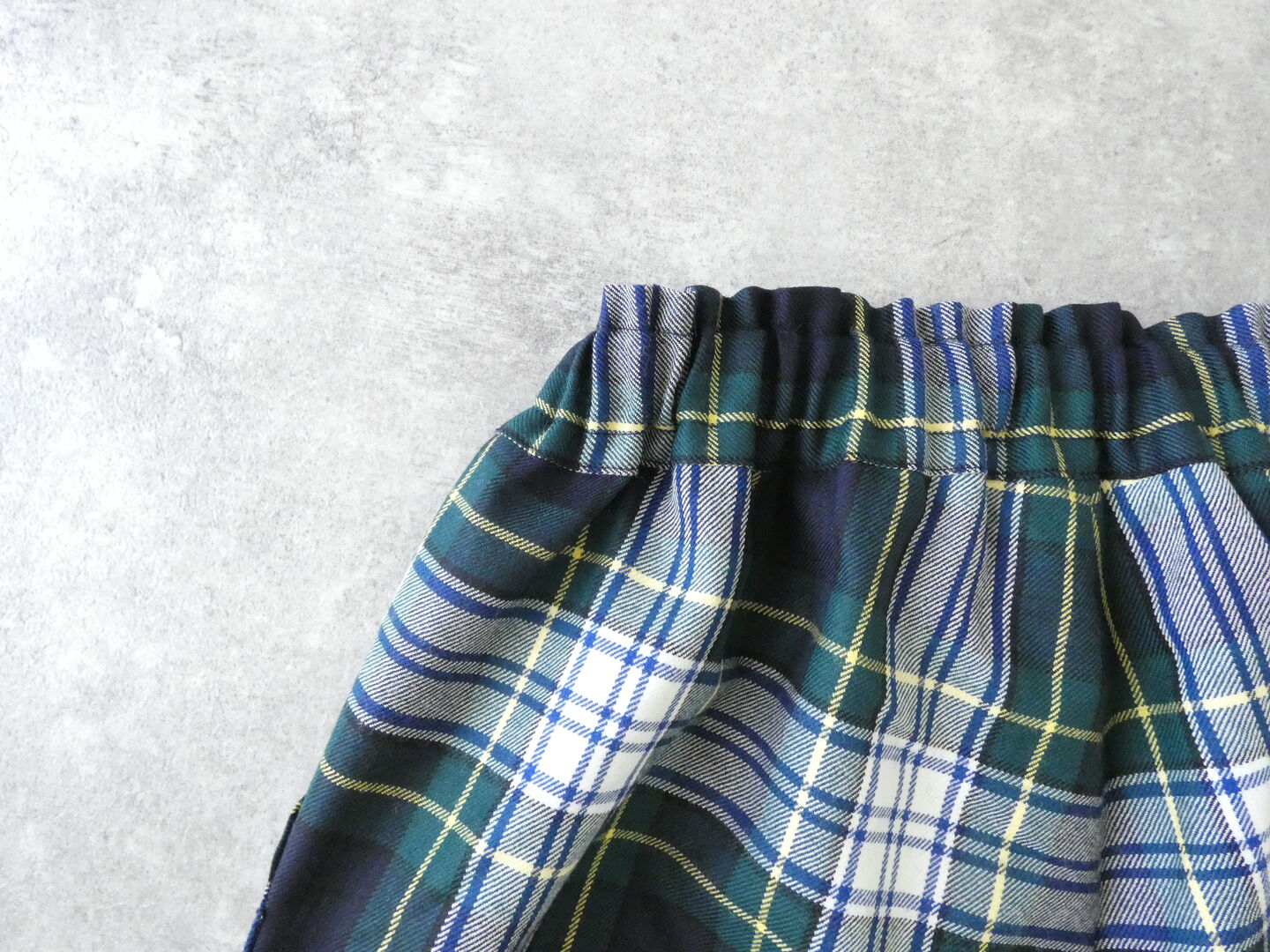homspun(ホームスパン) ウールタータンフリルポケットパンツの商品画像27
