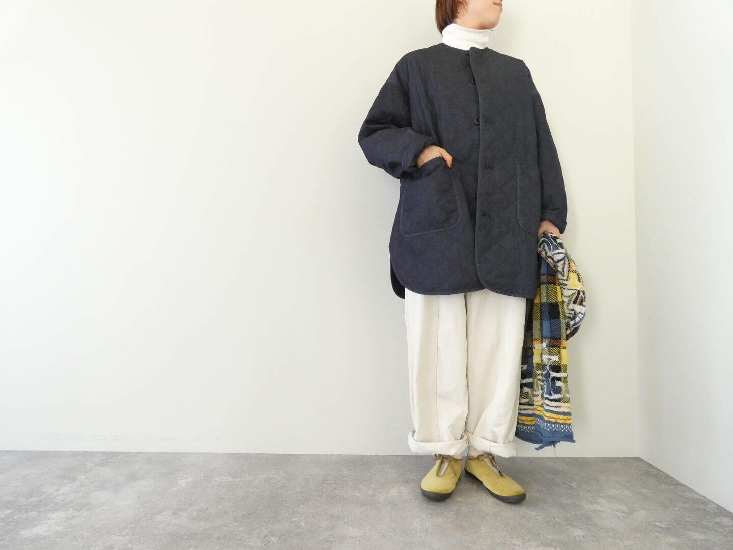 NATURAL LAUNDRY(ナチュラルランドリー) 先染めキルトミドルコート インディゴの商品画像9