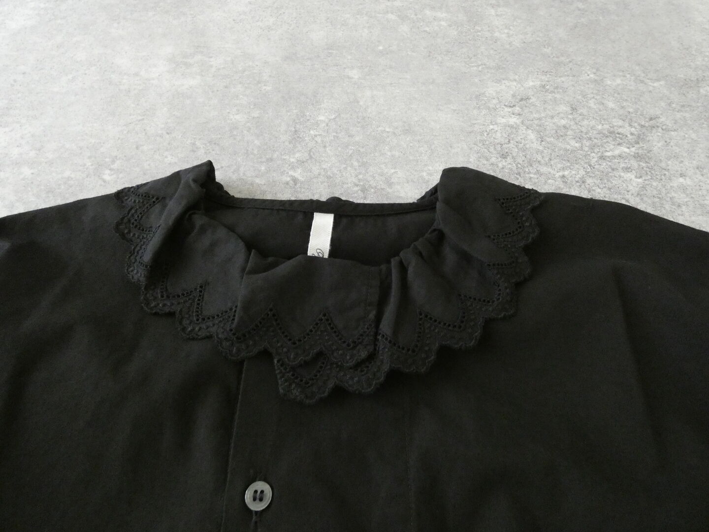 grin(グリン) 染めブロードレース衿シャツの商品画像45