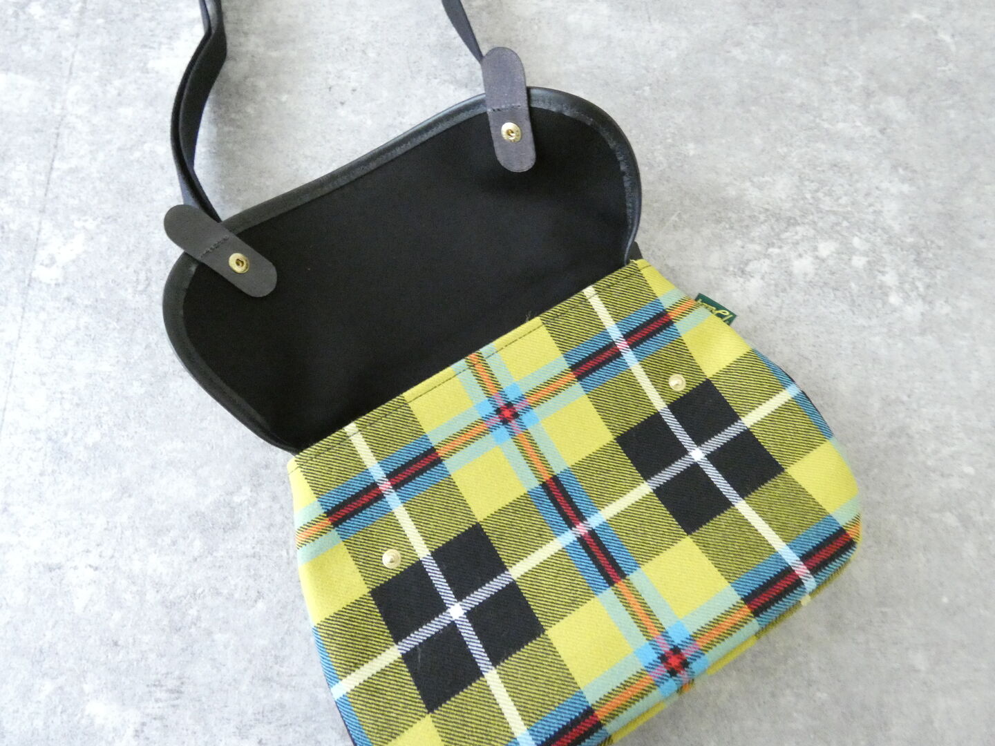 BRADY(ブレディ) AVON エイボン　LOCHCARRON WOOL CHECKのコロンとしたショルダーバッグの商品画像26