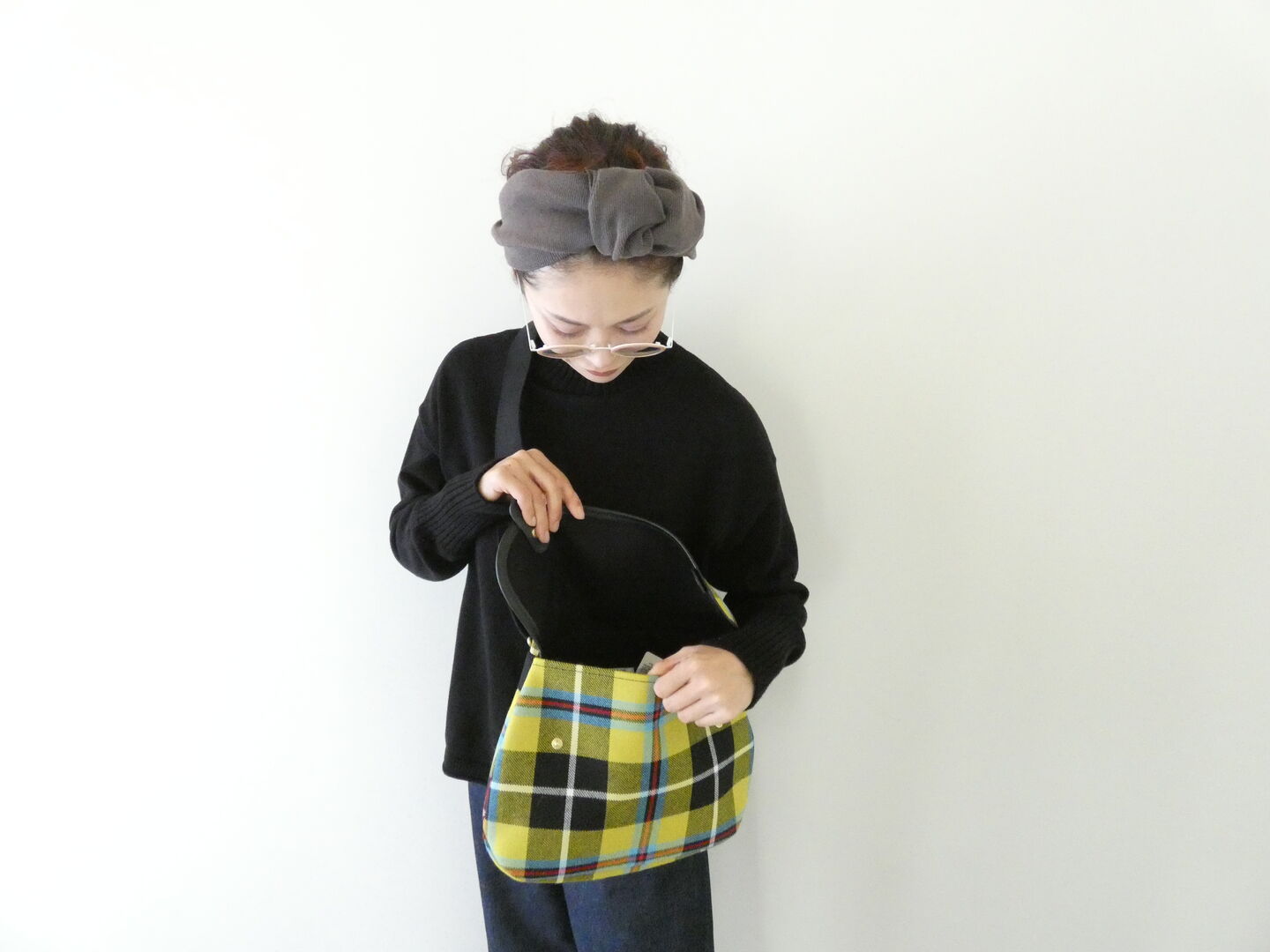BRADY(ブレディ) AVON エイボン　LOCHCARRON WOOL CHECKのコロンとしたショルダーバッグの商品画像4