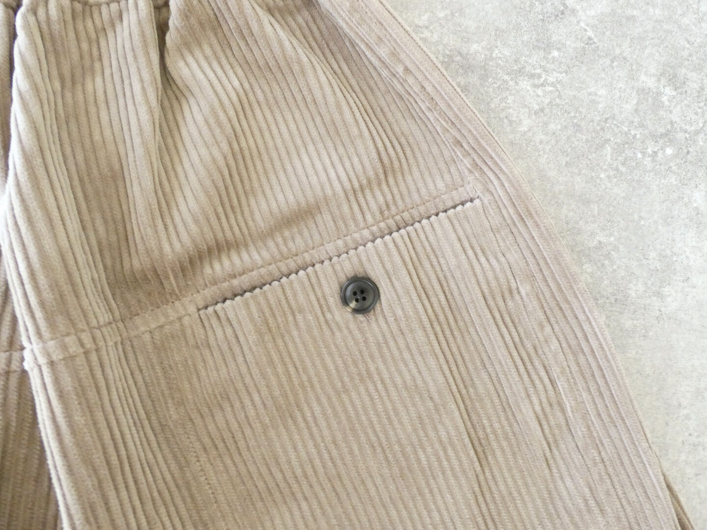 LAITERIE(レイトリー) コーデュロイトロアパンツの商品画像50