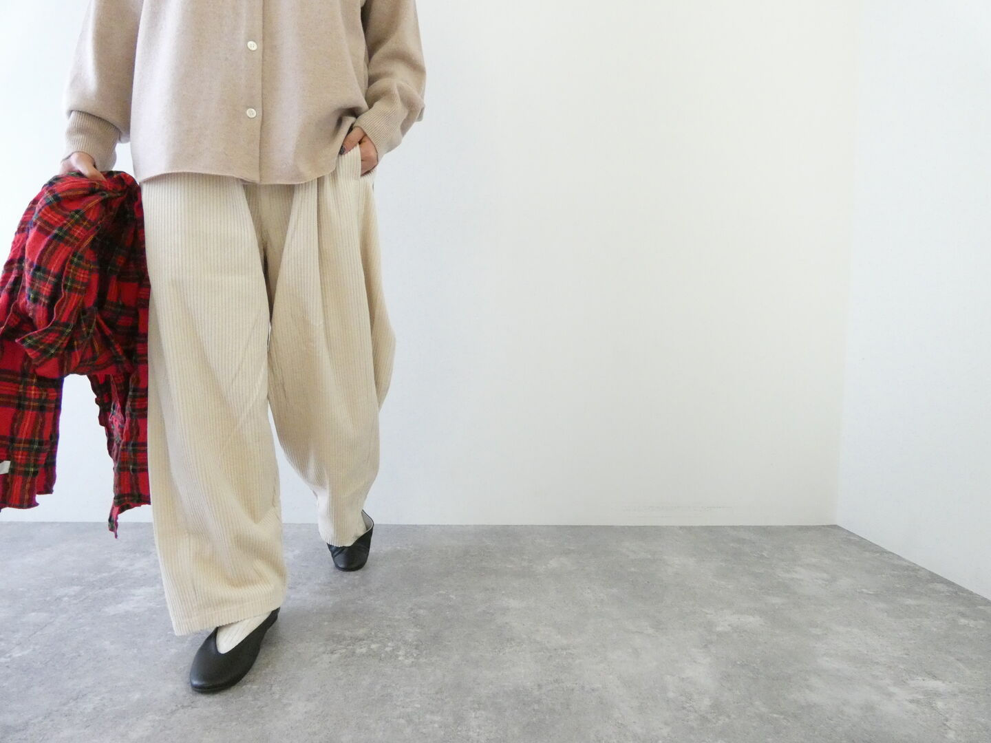 LAITERIE(レイトリー) コーデュロイトロアパンツの商品画像7