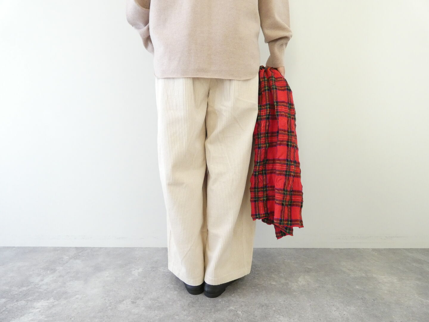 LAITERIE(レイトリー) コーデュロイトロアパンツの商品画像9
