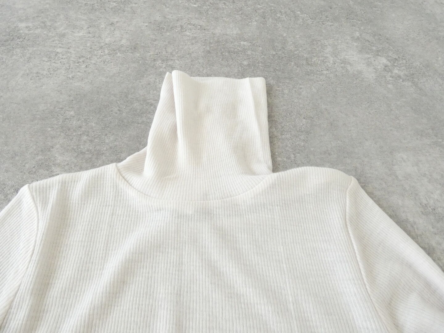 LAITERIE(レイトリー) ウールシルクテレコタートルネックプルオーバーの商品画像30