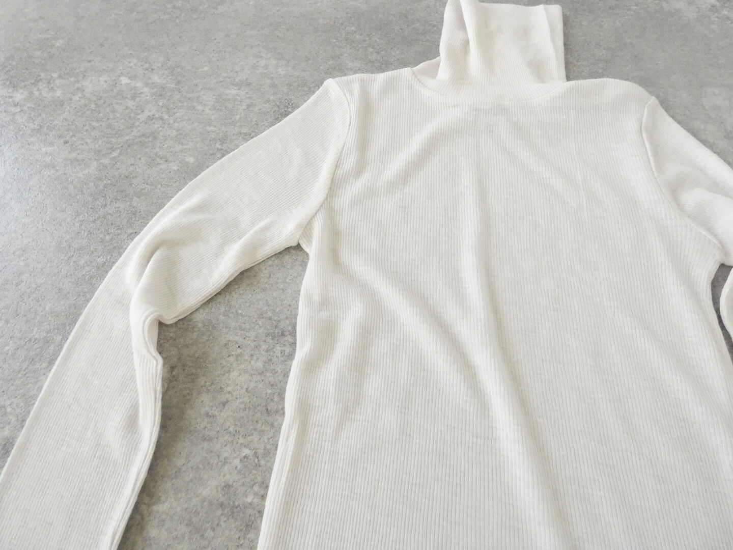 LAITERIE(レイトリー) ウールシルクテレコタートルネックプルオーバーの商品画像31