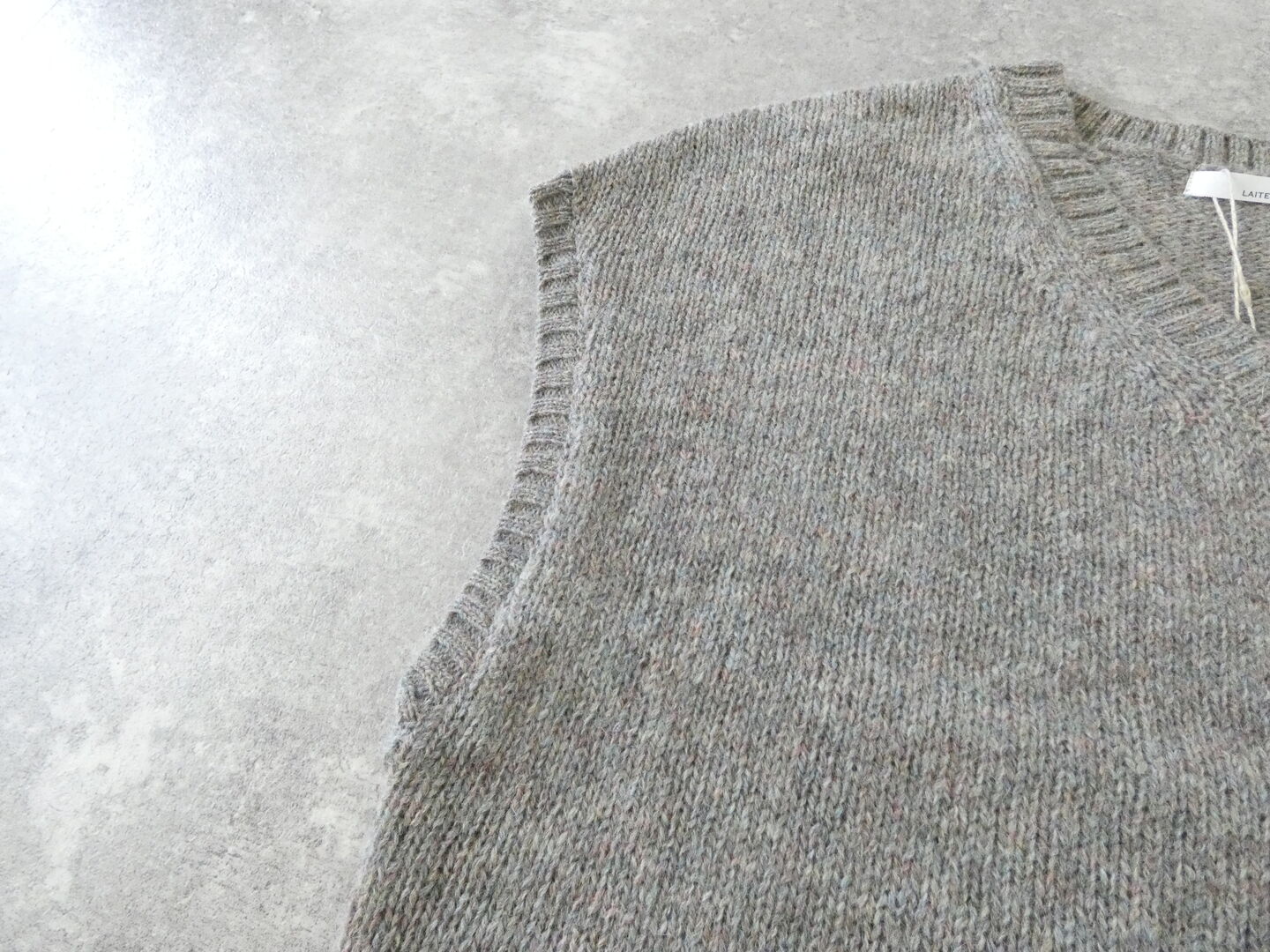 LAITERIE(レイトリー) ヘリテッジニットベストの商品画像22