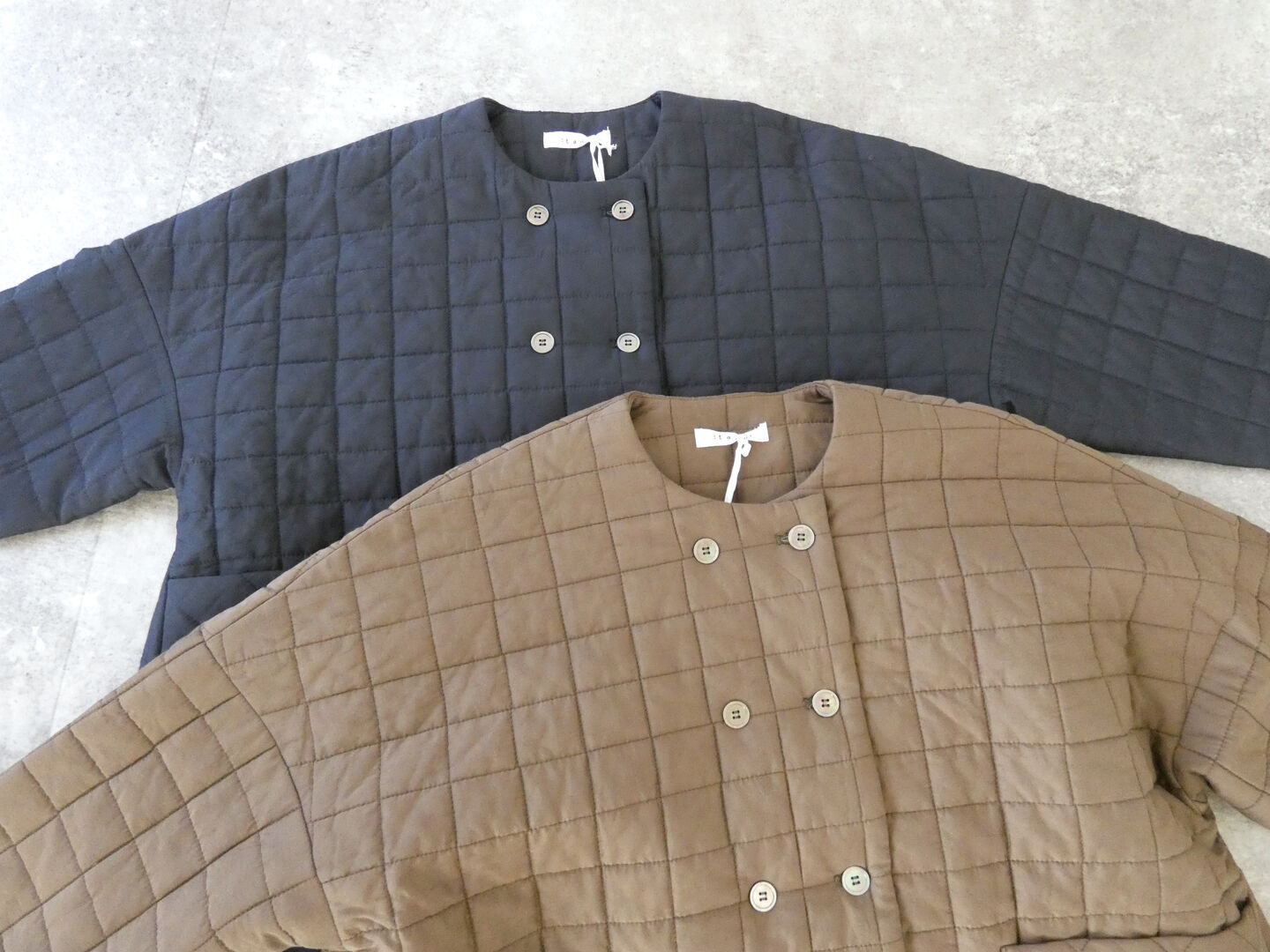 TANG(タング) 綿×シルクローンキルティング加工Wボタンジャケットの商品画像11