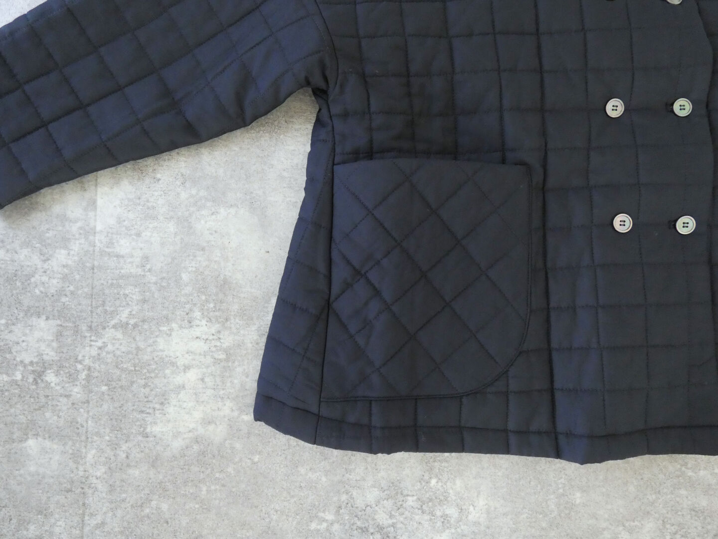 TANG(タング) 綿×シルクローンキルティング加工Wボタンジャケットの商品画像31