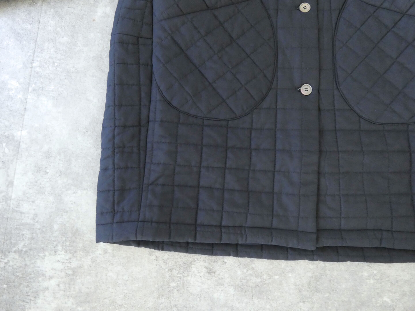 TANG(タング) 綿×シルクローン　キルティング加工ミドル丈ジャケットの商品画像21