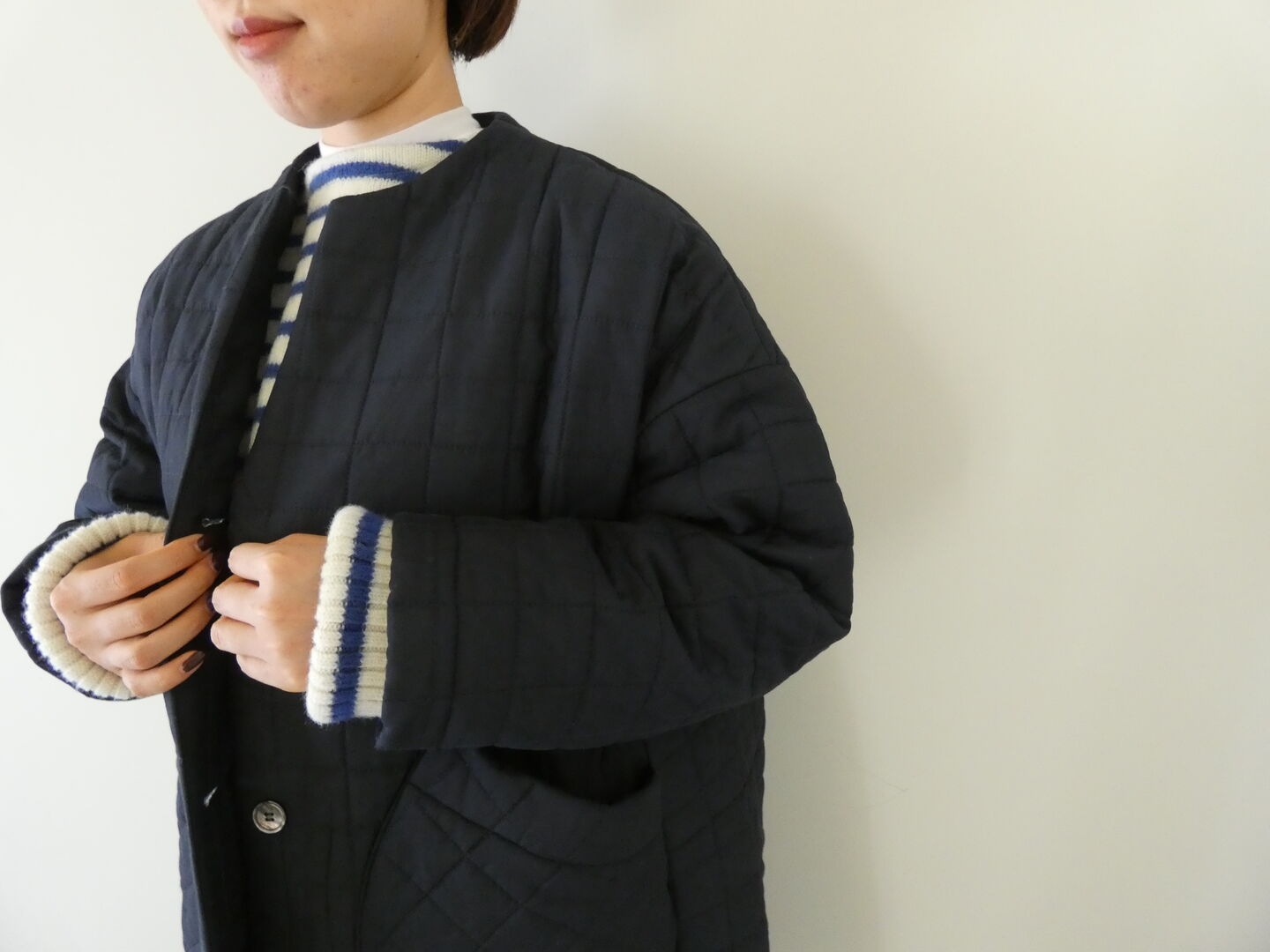 TANG(タング) 綿×シルクローン　キルティング加工ミドル丈ジャケットの商品画像5