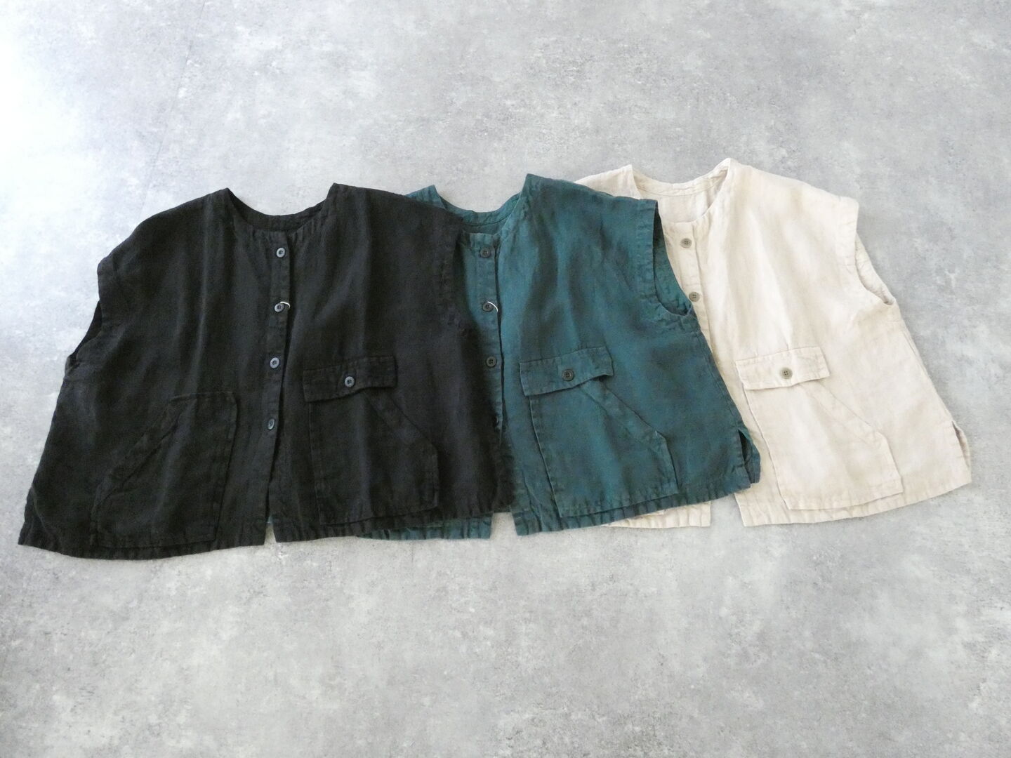 tumugu(ツムグ) ソリトリネン2WAYベストの商品画像2