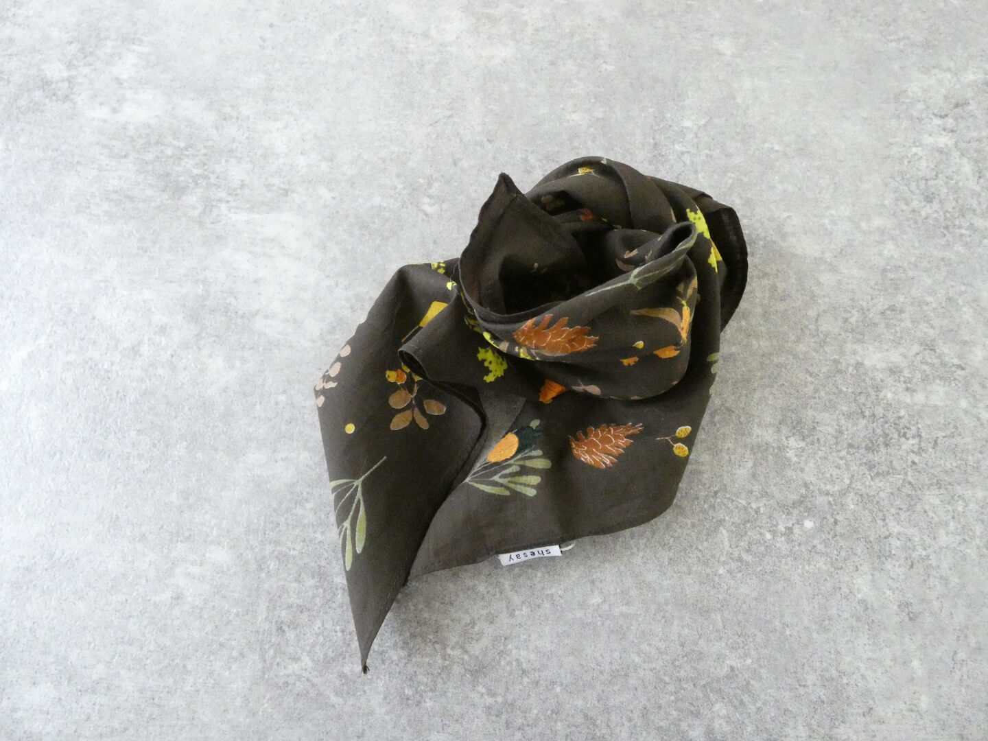 shs 秋の恵みを詰め込んだ刺繍ハンカチの商品画像8
