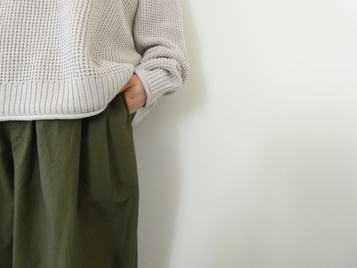 NATURAL LAUNDRY(ナチュラルランドリー) バックツイルテーパードパンツの商品画像5