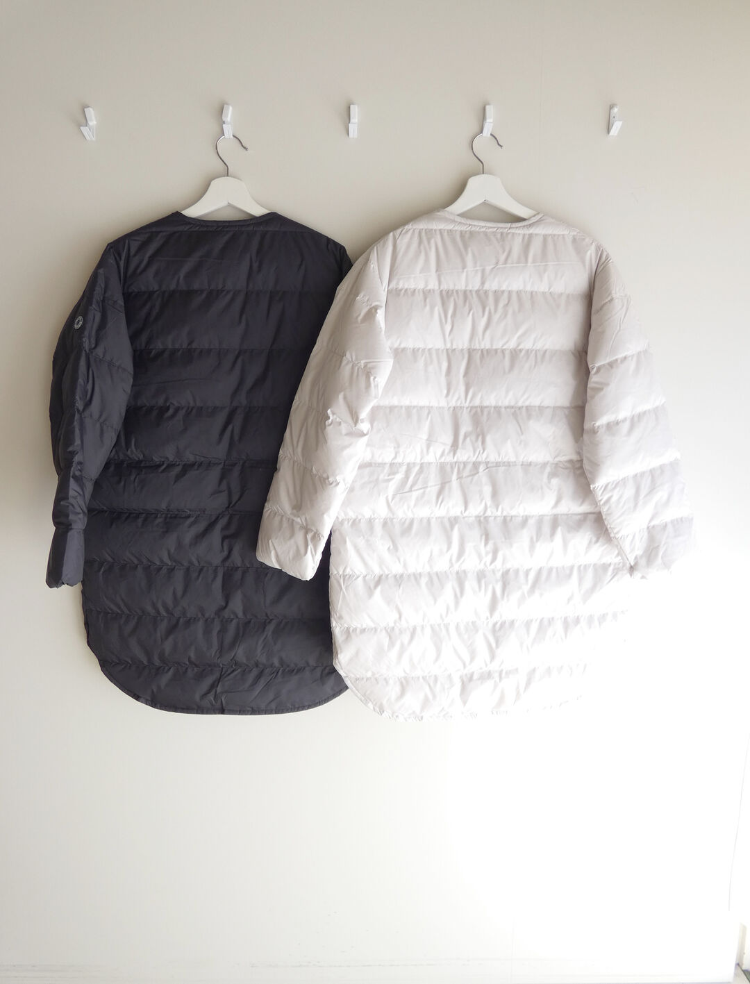 ORCIVAL(オーシバル) ノーカラーライトダウンコート ROUND NECK LONG COATの商品画像11