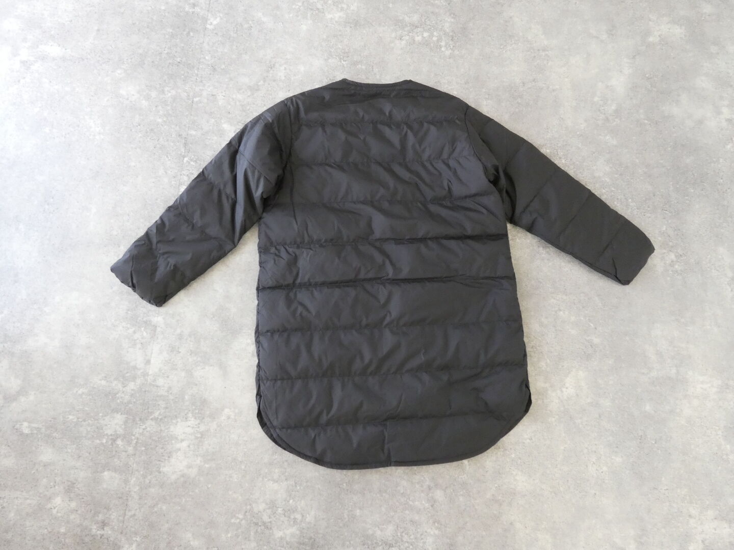 ORCIVAL(オーシバル) ノーカラーライトダウンコート ROUND NECK LONG COATの商品画像13