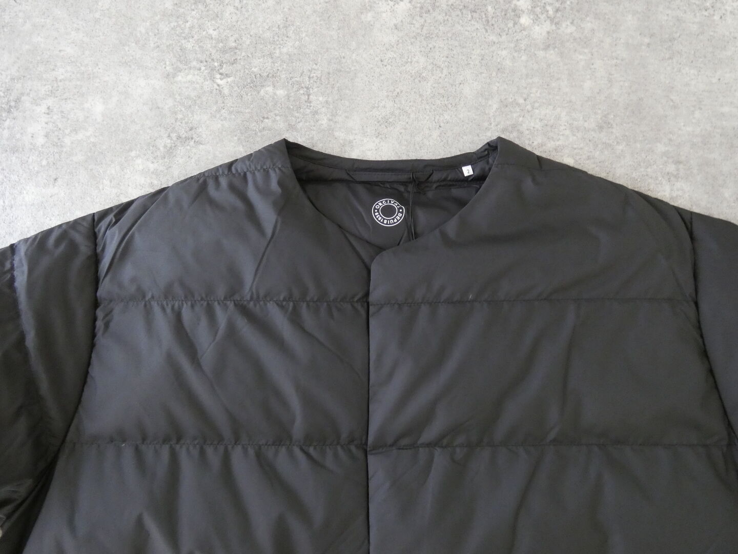 ORCIVAL(オーシバル) ノーカラーライトダウンコート ROUND NECK LONG COATの商品画像18