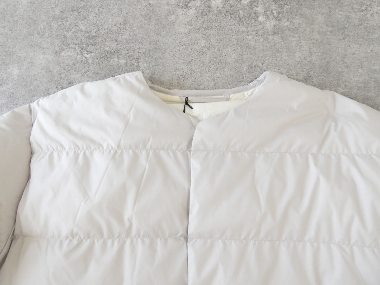 ORCIVAL(オーシバル) ノーカラーライトダウンコート ROUND NECK LONG COATの商品画像30