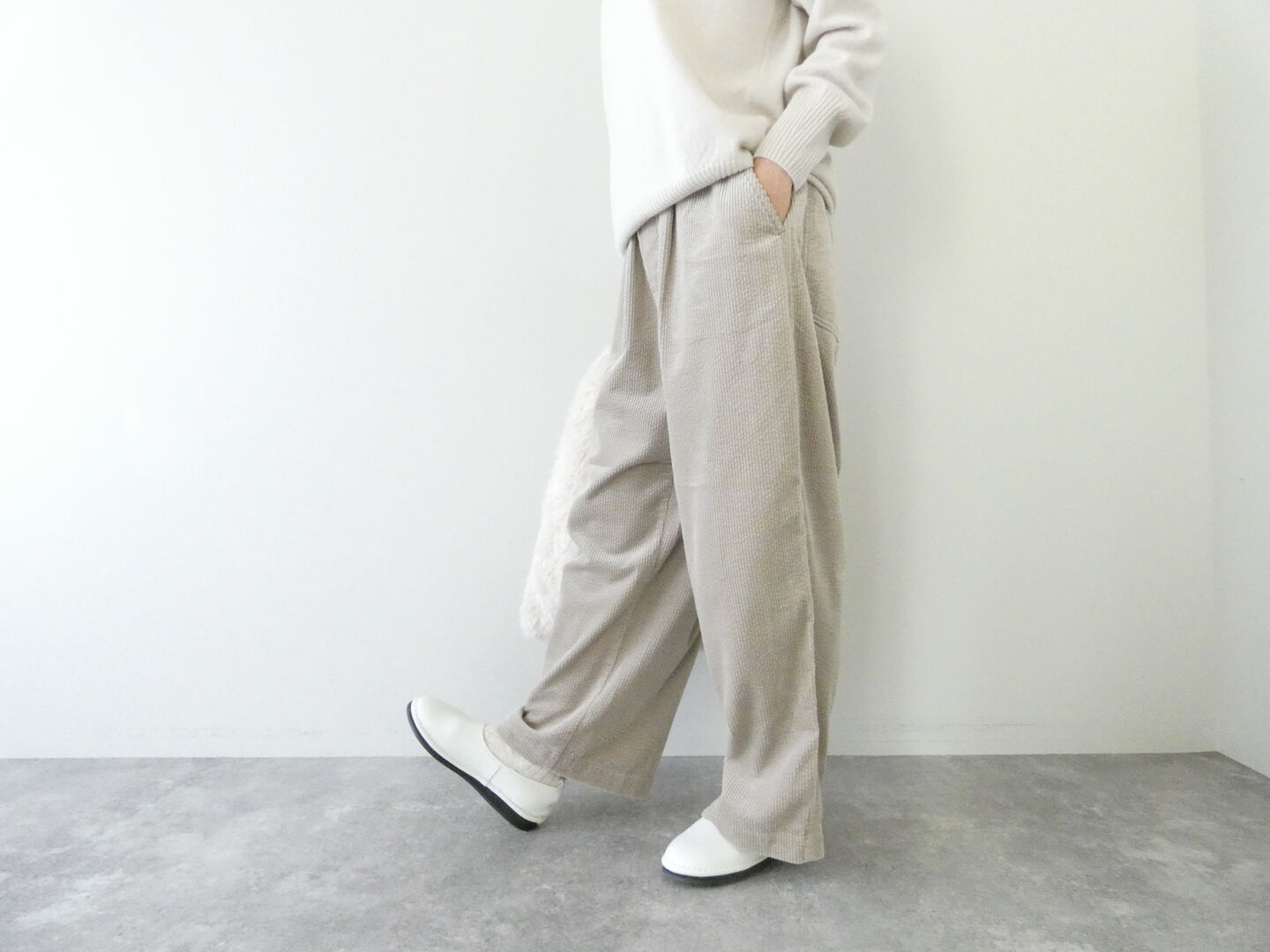 TRAVAIL MANUEL(トラバイユマニュアル) サッカーコールデイリーパンツの商品画像1
