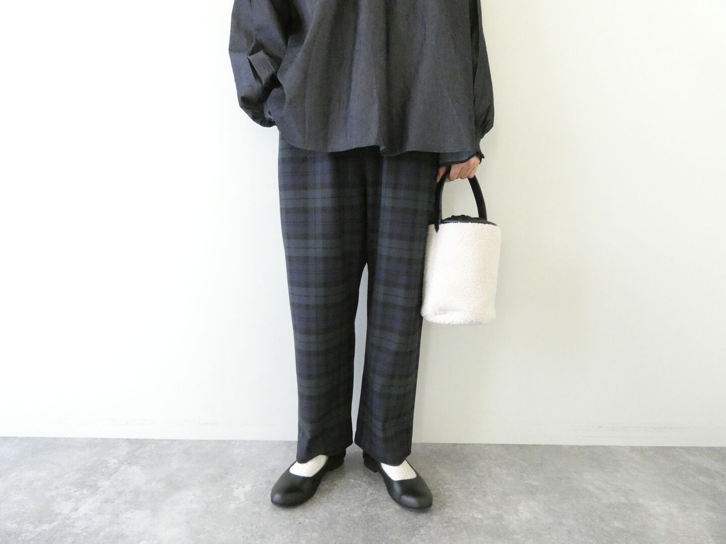 TRAVAIL MANUEL(トラバイユマニュアル) 先染めサーモストレッチパンツの商品画像1