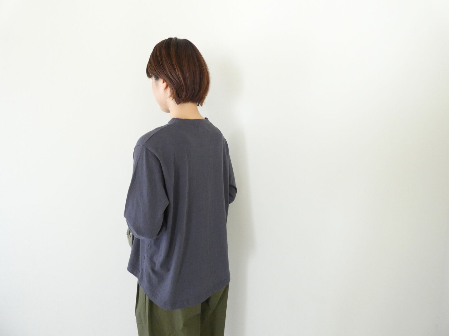 tumugu(ツムグ) グラフィ天竺長袖プリントTの商品画像6