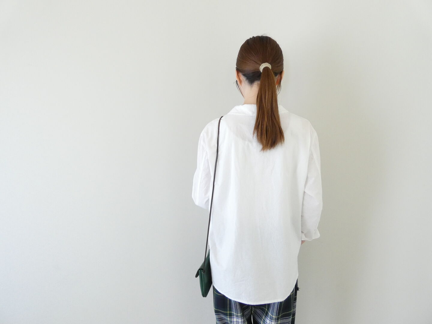 homspun(ホームスパン) パルキーシーチング薄手フラットカラーブラウスの商品画像4