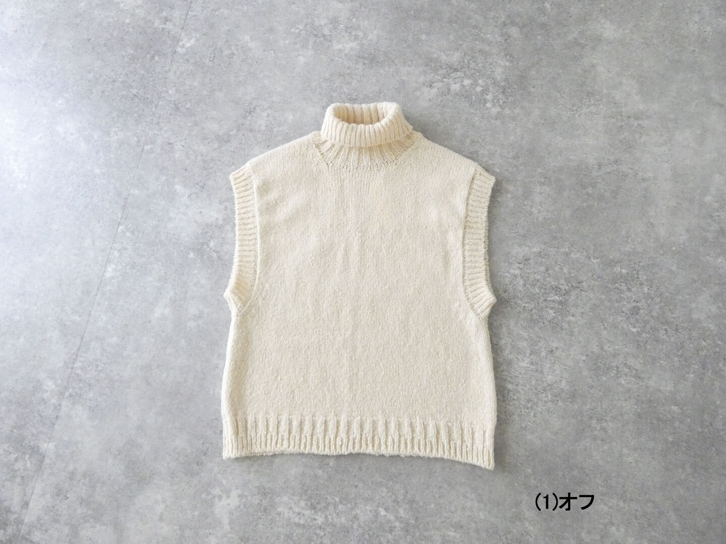 homspun(ホームスパン) ネップヤーンタートルベストの商品画像28