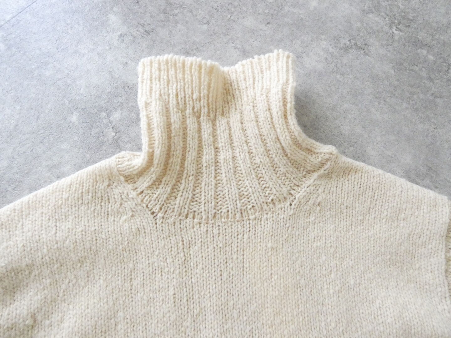 homspun(ホームスパン) ネップヤーンタートルベストの商品画像33