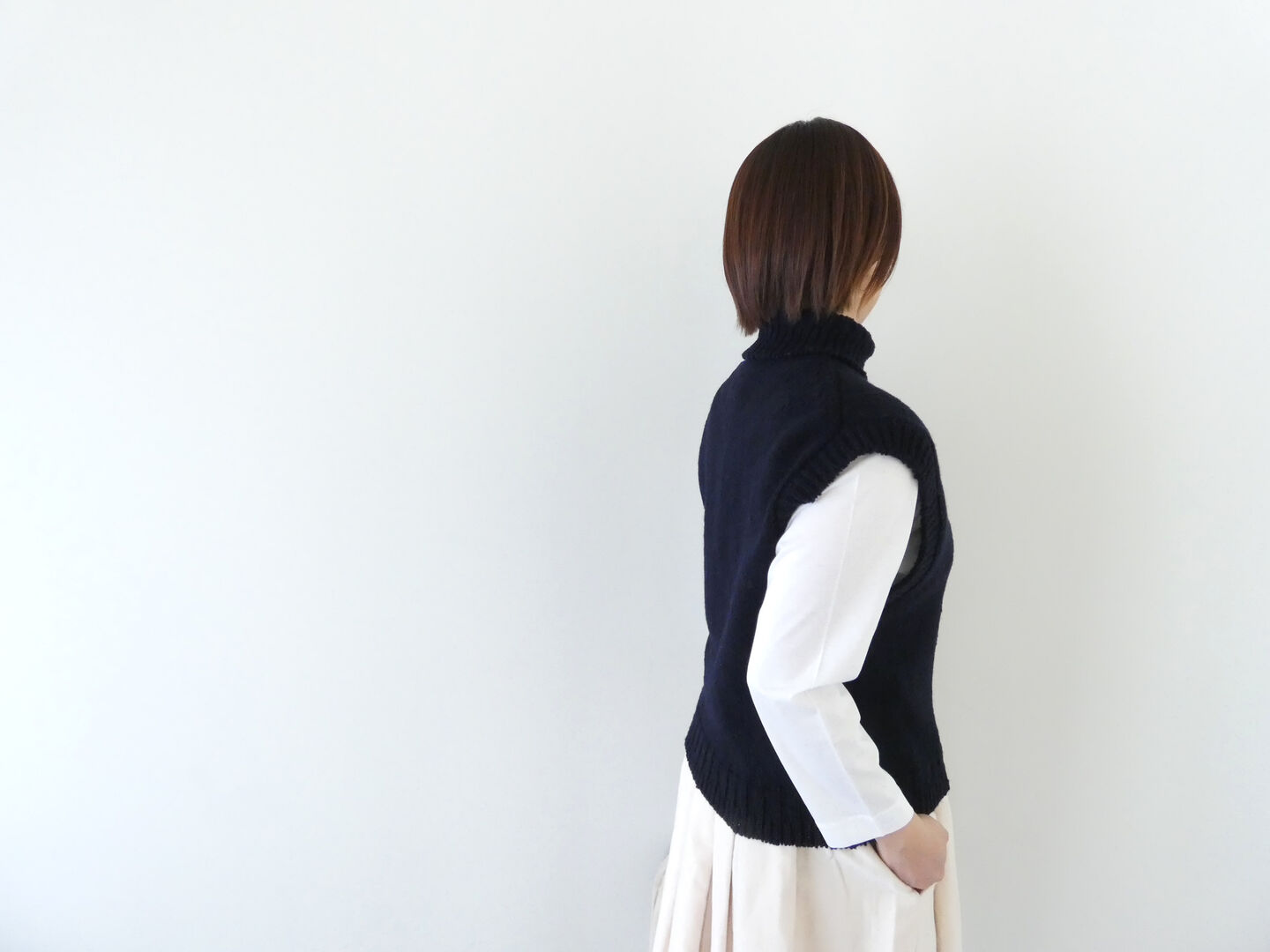 homspun(ホームスパン) ネップヤーンタートルベストの商品画像4