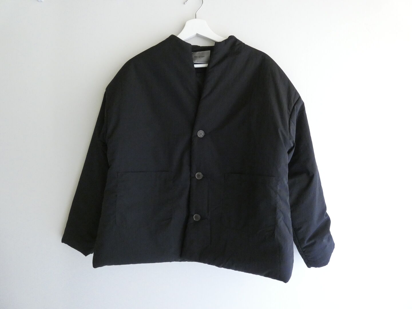 NARU リコンフィータフタキーネックパデットジャケットの商品画像12